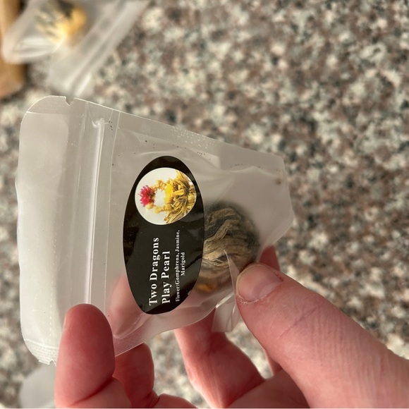 Glass Teapot with Infuser & Individually Packaged Teas - Picture 7 of 16